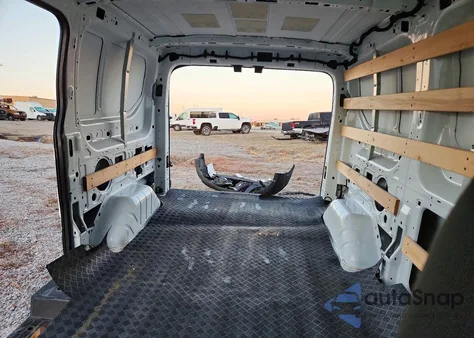 2024 Ford Transit T-250 z USA, uszkodzony, nr VIN 1FTBR1Y88RKA96072